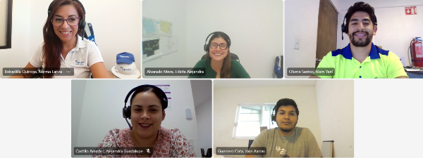 Equipo de Comunicación y Gestión de Clientes en México